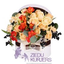 Ziedu kaste nr2: Букет из роз нр2: Flower box 2. шт. 67.00 €